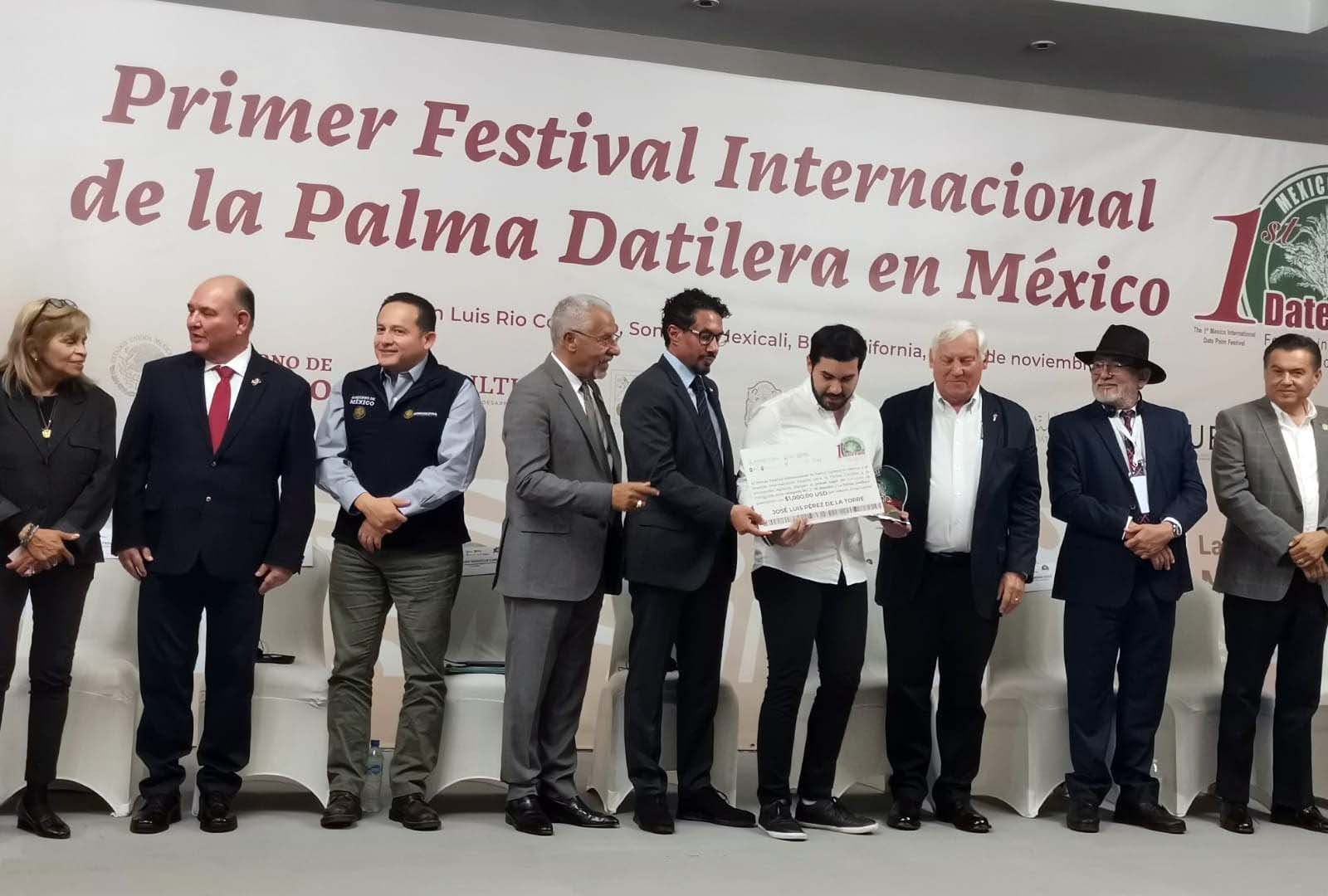The first International Date festival opens in Mexico