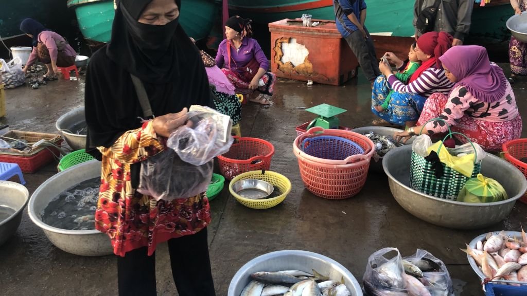 Cambodia earns funds to boost blue economy