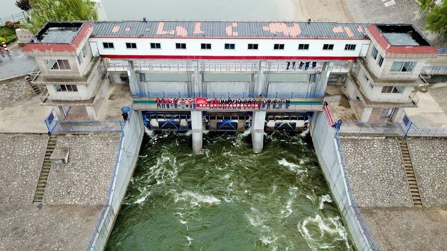China diverts 58 Bn cubic metres of water to northern arid regions