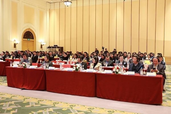 Vietnamese, Chinese firms sign cooperation document in farm produce, food
