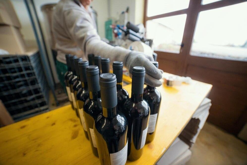 Australia grants $3.5 M to review wine and grape sector’s regulatory options for fair trading