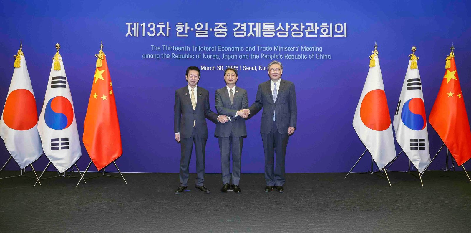 Korea, Japan, and China enter trilateral FTA to advance carbon-neutral energy technologies and digital transformation