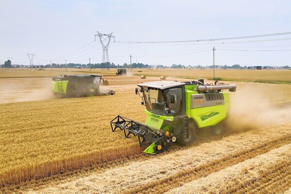 China's Zoomlion advances Intelligent Agricultural Machinery to safeguard summer grain harvest 