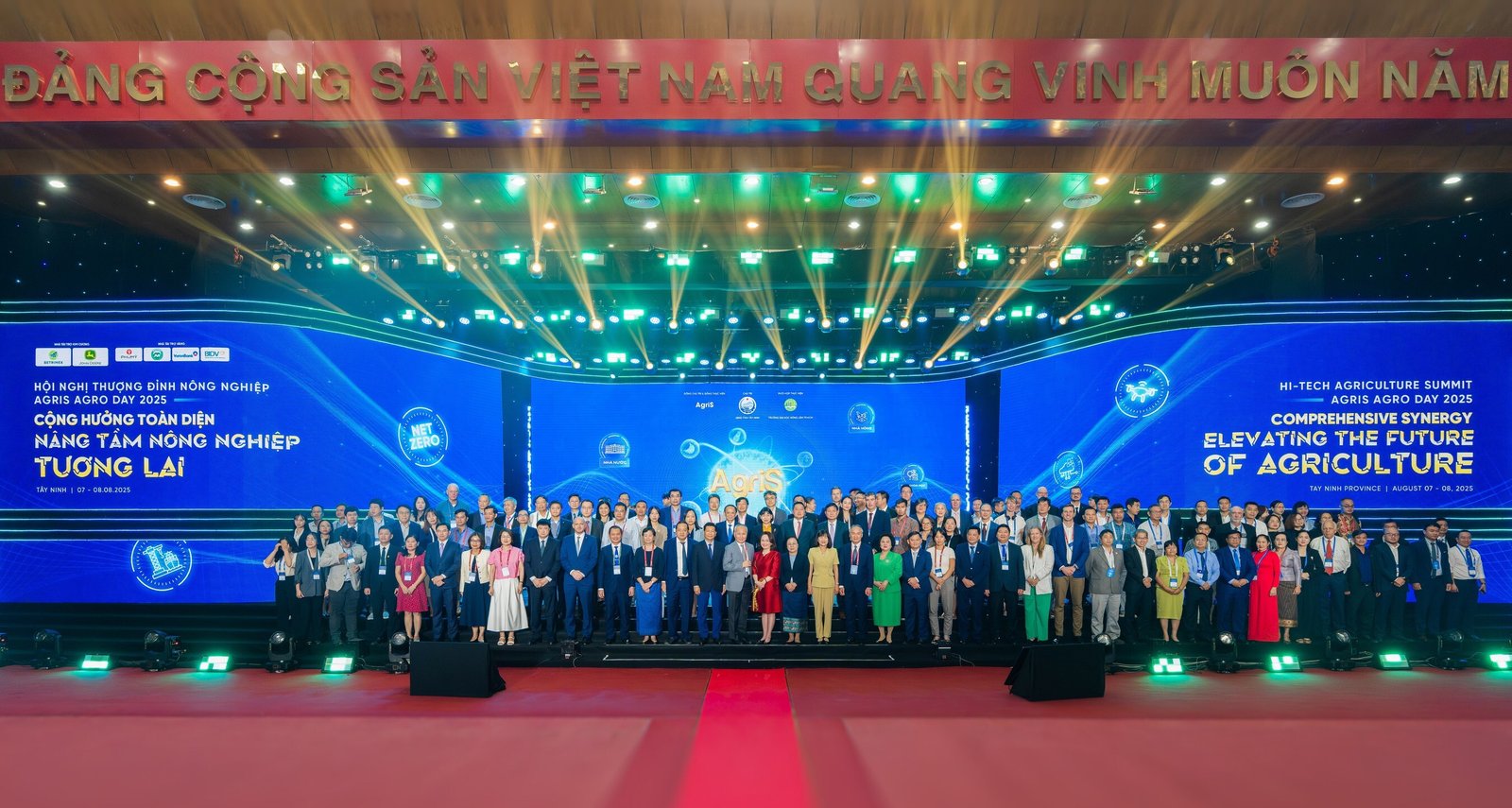 Vietnam convenes "Five Stakeholders" to reinforce hi-tech, circular agricultural ecosystem