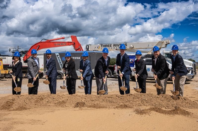 Corteva breaks ground on $27.5M R&amp;D lab in Midland