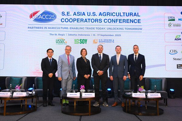 U.S. Soy strengthens Southeast Asia trade ties, focusing on resilient supply chains, global trade, and long-term food security