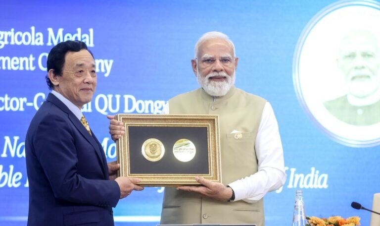 FAO Director General honours India’s Prime Minister Narendra Modi with FAO’s prestigious Agricola Medal